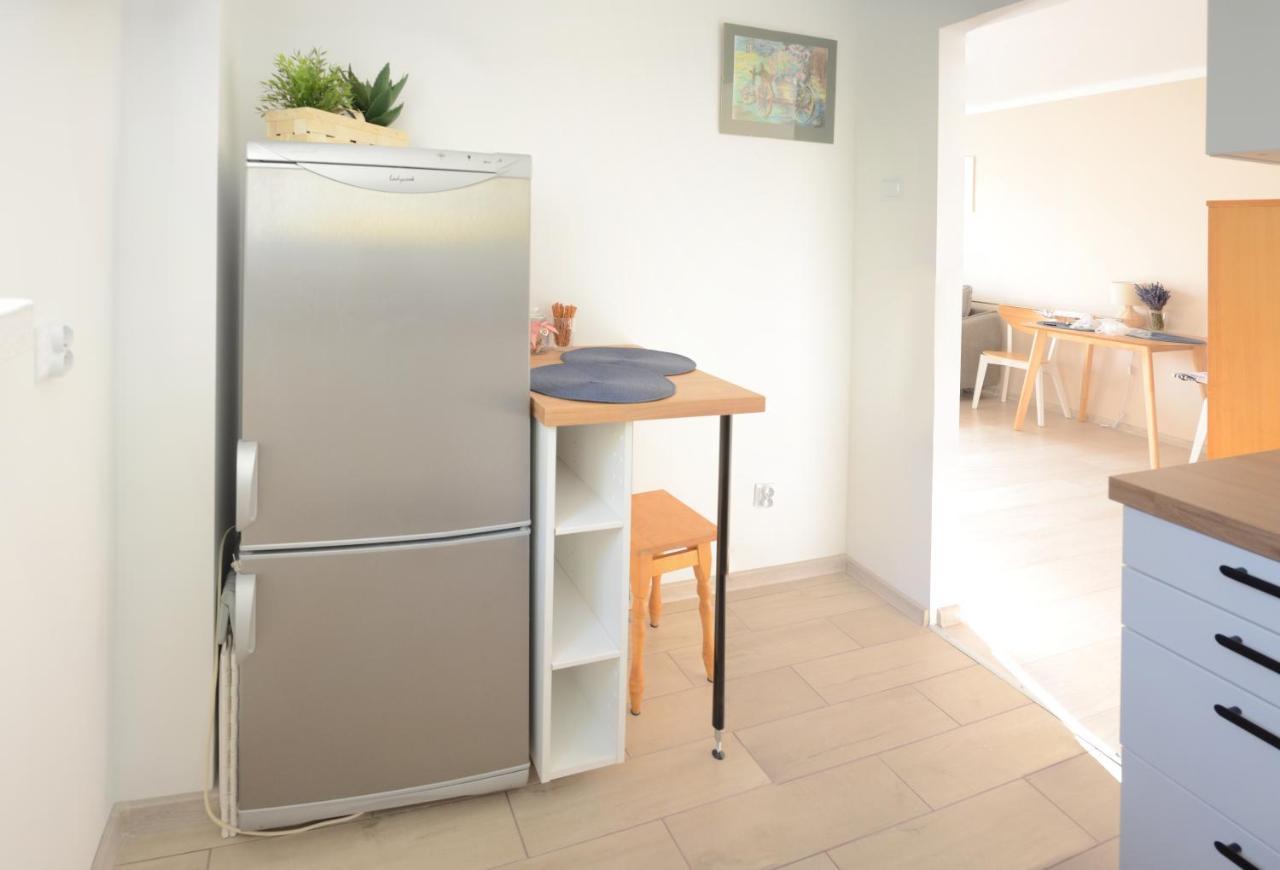 Miedzy Parkami Apartment *